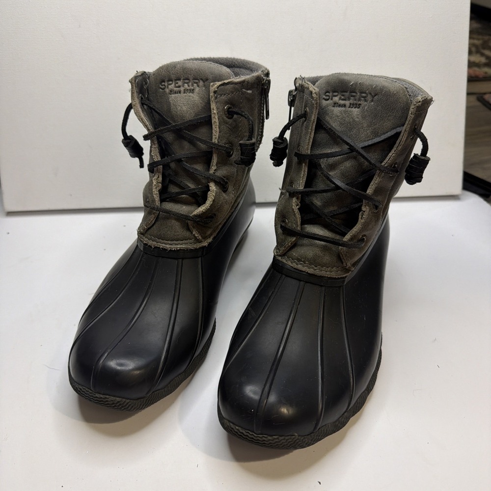 Sperry Black Rubber Silver Leather Ankle Rain Boot Lace Up Round Toe Women's 8.5